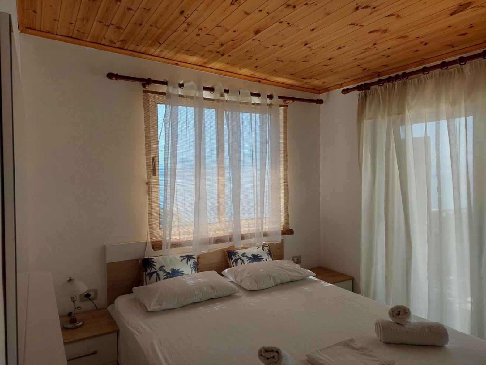 Qeparo Antonio Rooms Bagian luar foto