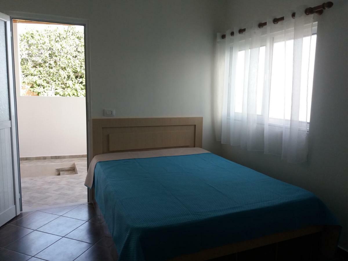 Qeparo Antonio Rooms Bagian luar foto